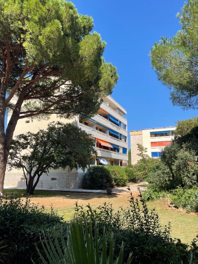 Frejus Plage - 50M2 Au Calme, Tout A Pieds Екстер'єр фото