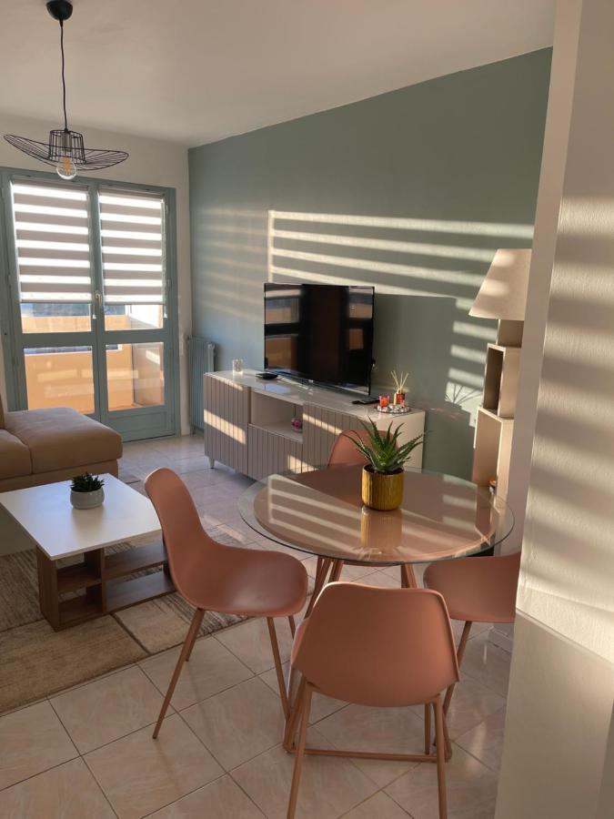 Frejus Plage - 50M2 Au Calme, Tout A Pieds Екстер'єр фото